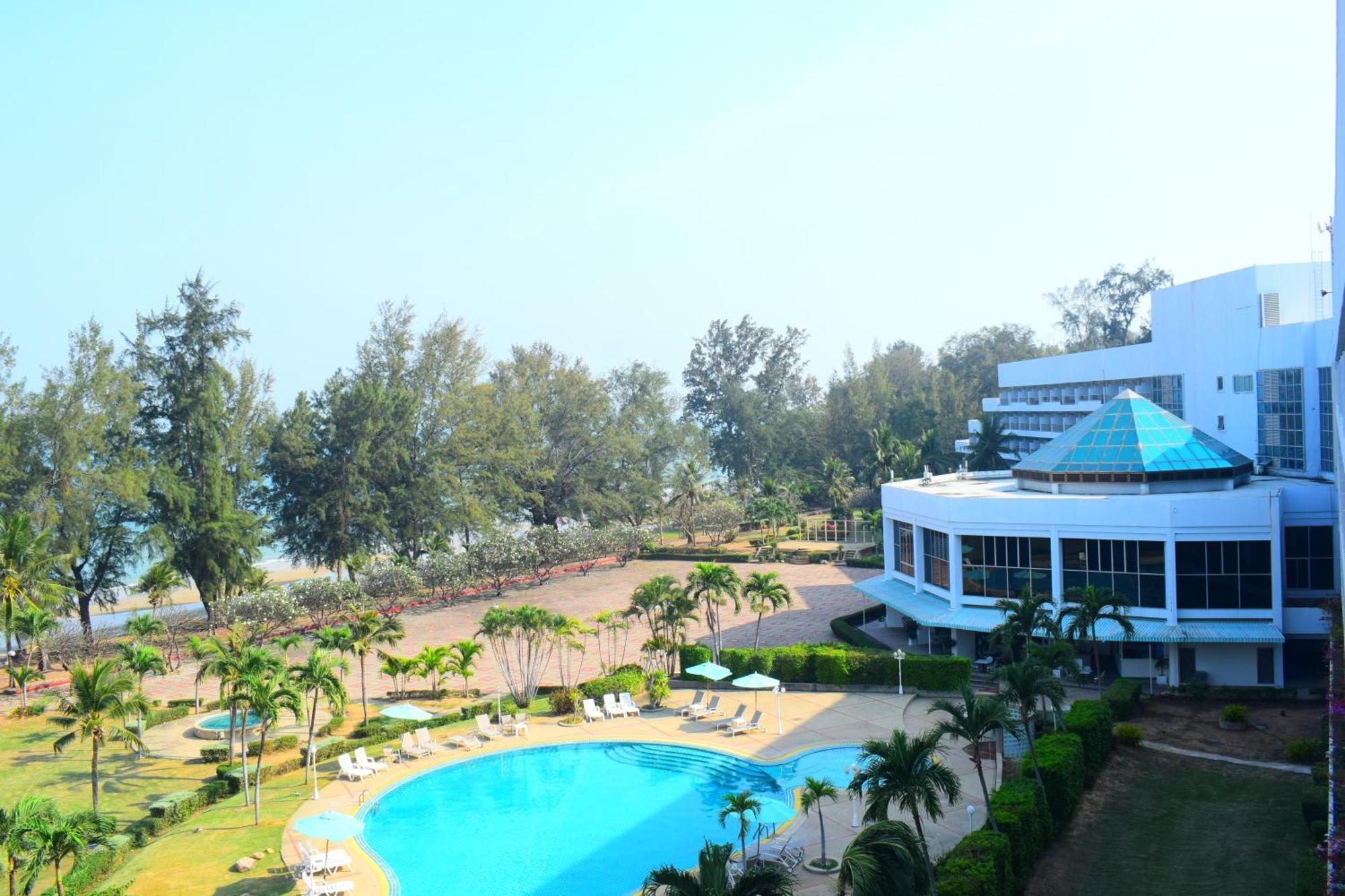 Seapine Beach Golf And Resort Hua Hin Ban Khao Takiap Luaran gambar