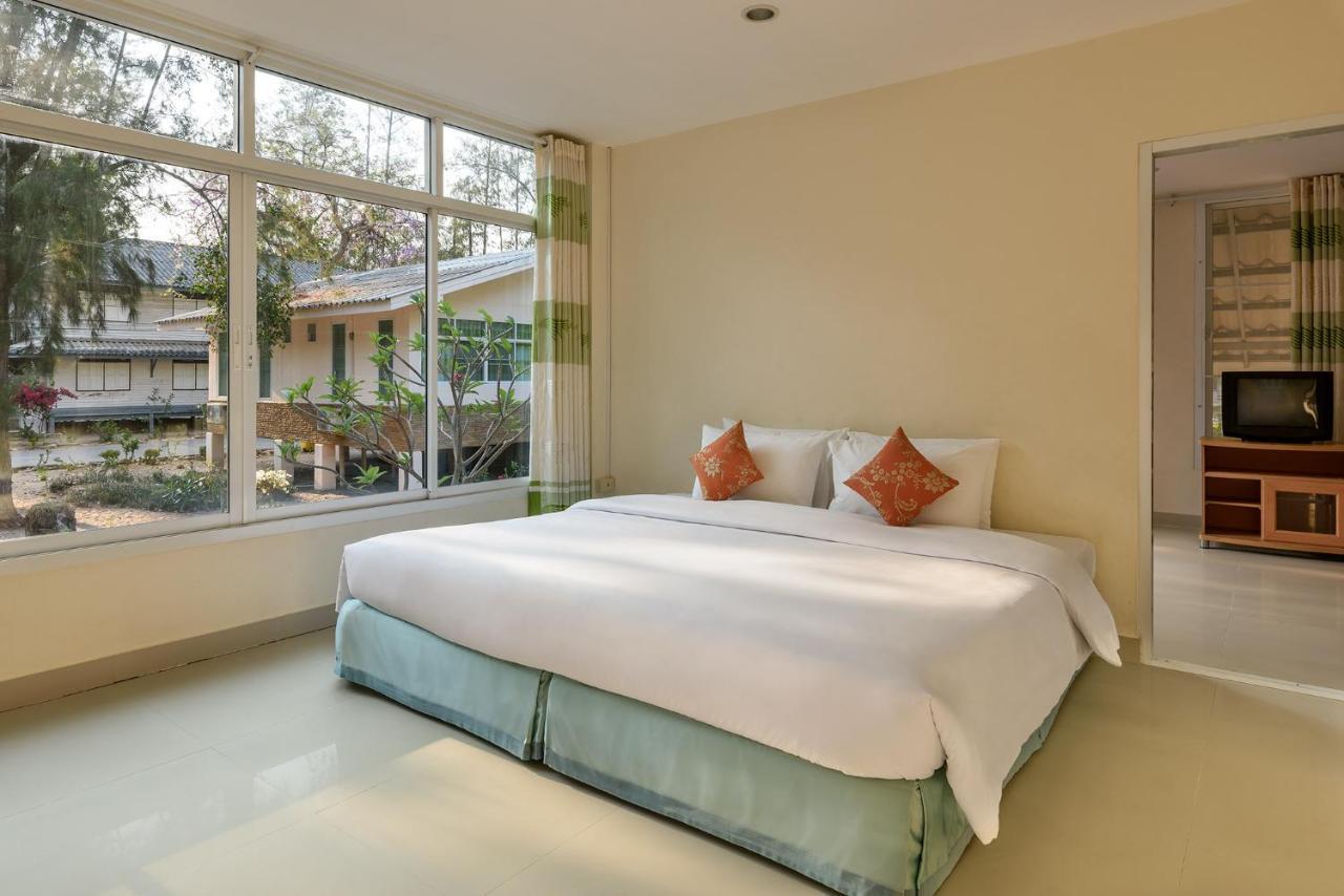 Seapine Beach Golf And Resort Hua Hin Ban Khao Takiap Luaran gambar